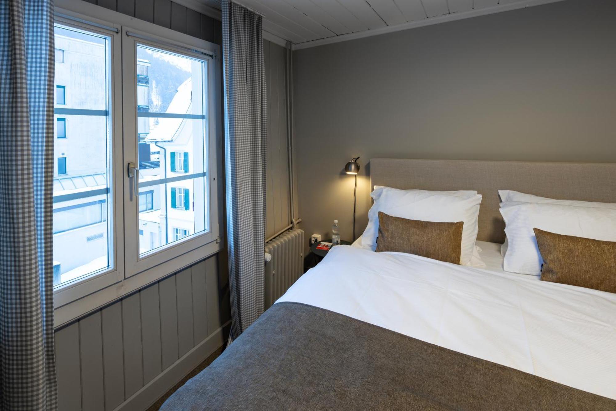 Hotel Bergidyll - Riders Haven Self Check-In Hotel Andermatt Buitenkant foto