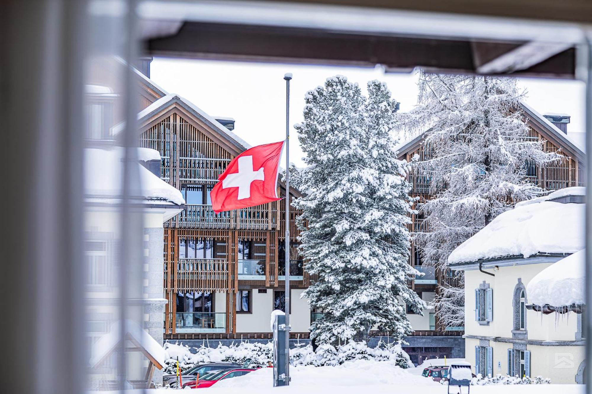 Hotel Bergidyll - Riders Haven Self Check-In Hotel Andermatt Buitenkant foto